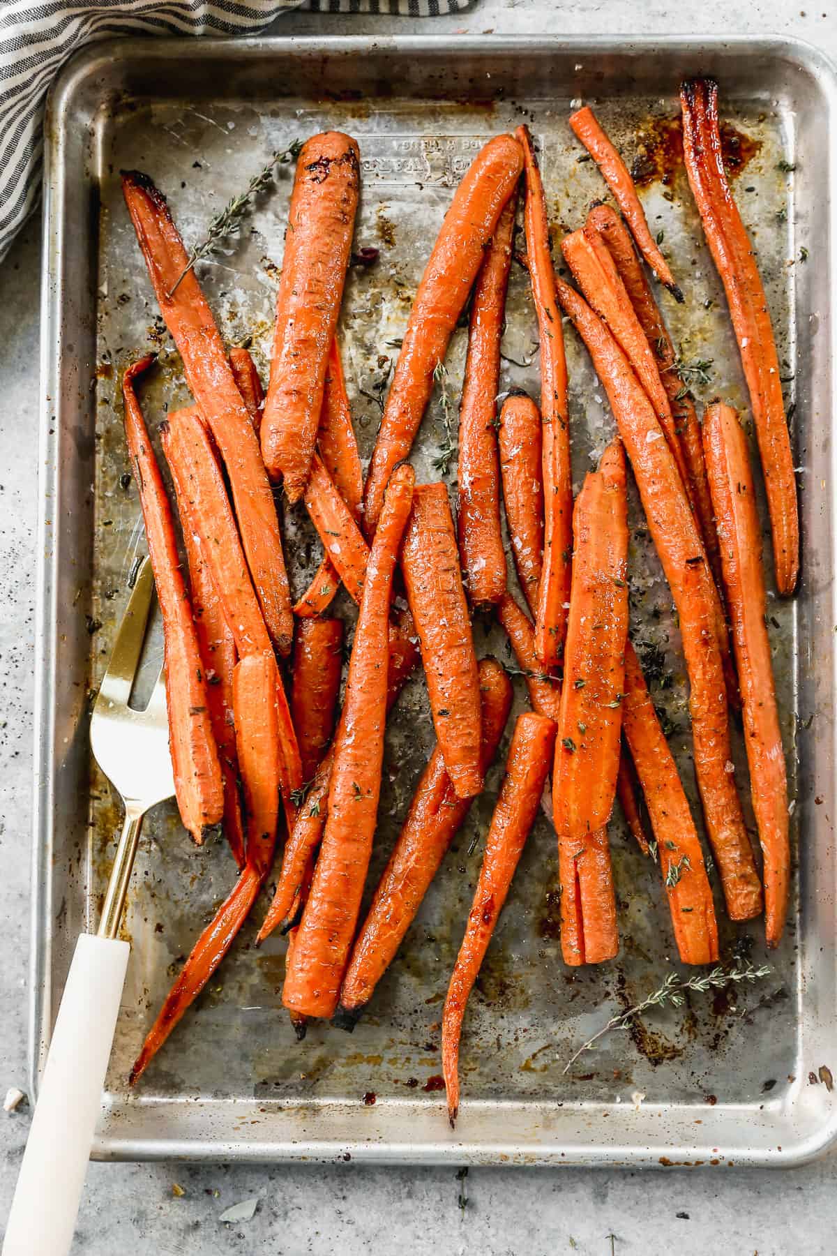 Balsamic Roasted Carrots: The Versatile Side for Any Meal