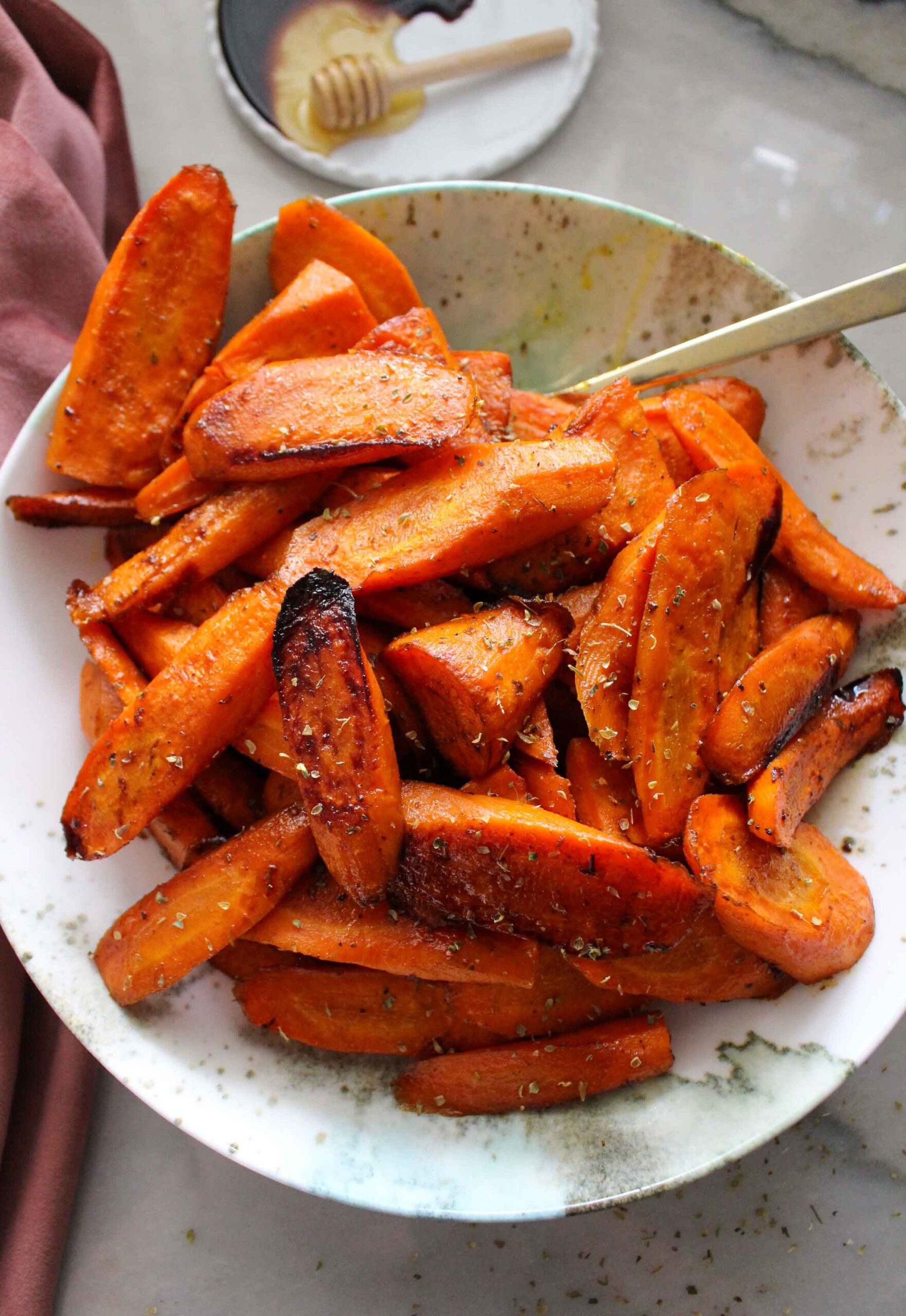 Easy Sweet & Tangy Balsamic Roasted Carrots Side Dish